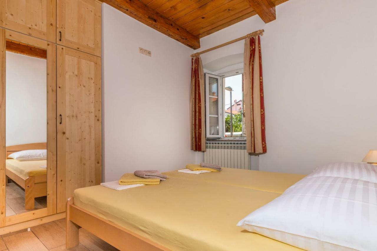 Apartman Sare Crikvenica Buitenkant foto